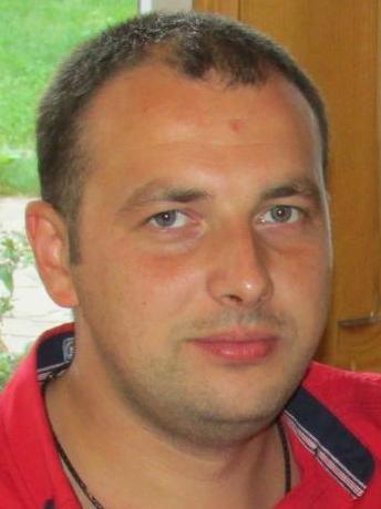 15 квітня відзначає  День народження  спеціаліст відділу ДАБК Сквирської  міської ради  Антон Олександрович ШЕРСТЮК