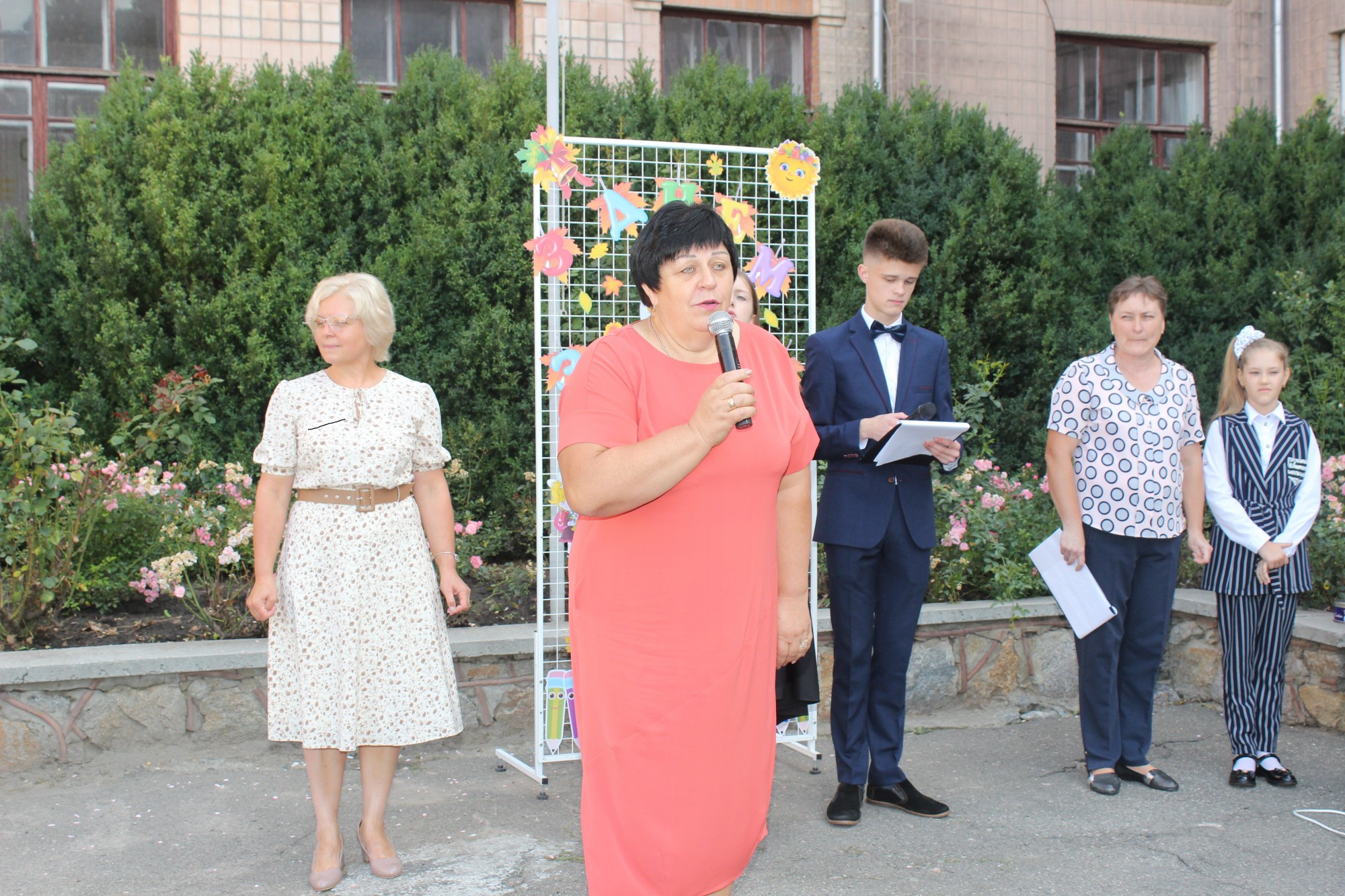 У навчальних закладах Сквирської міської територіальної громади відбулися урочистості з нагоди Дня знань та початку нового навчального року